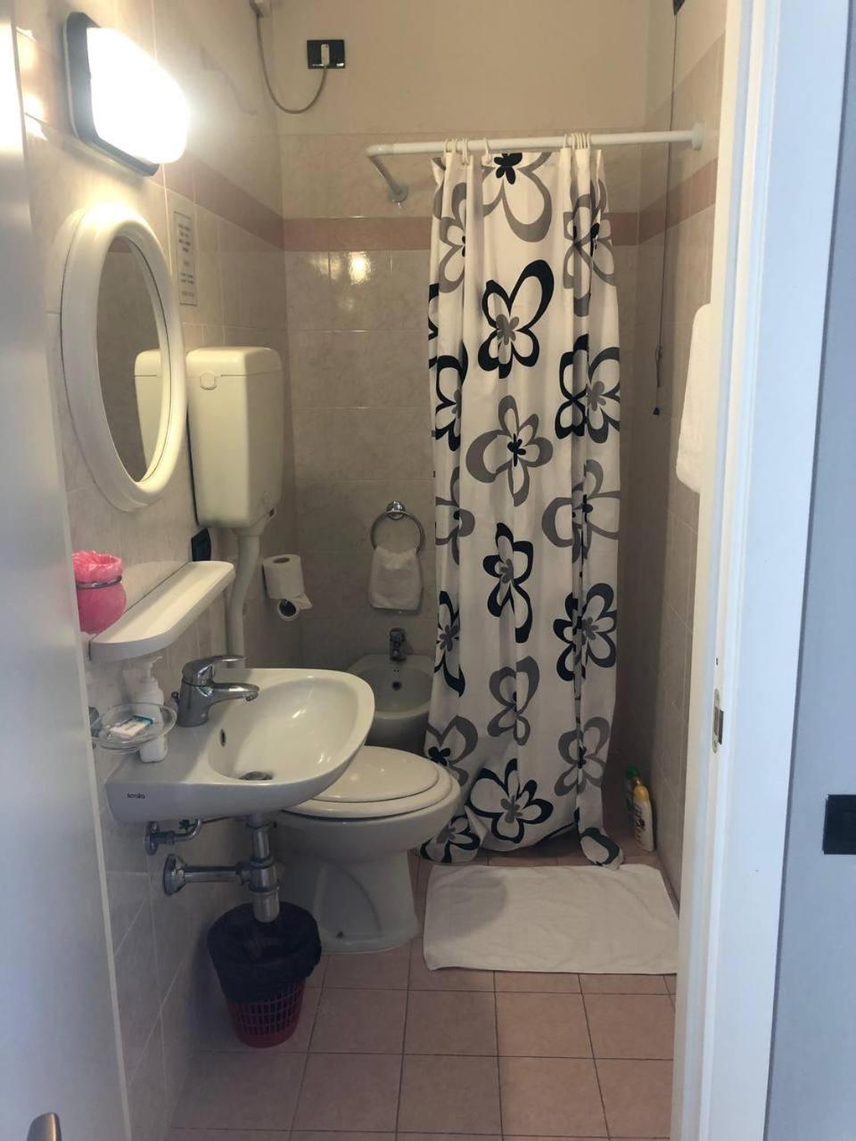 Be Me Hotel Helvetia Tabiano Terme Εξωτερικό φωτογραφία