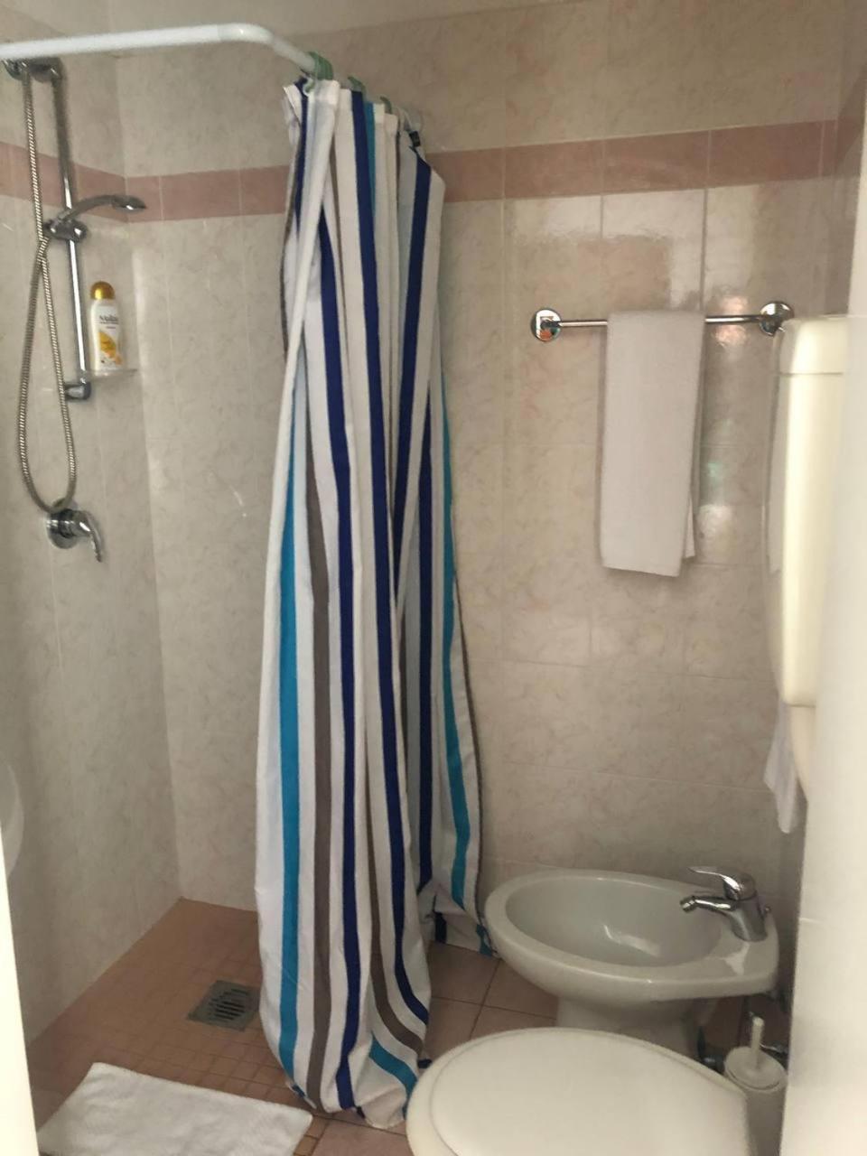 Be Me Hotel Helvetia Tabiano Terme Εξωτερικό φωτογραφία